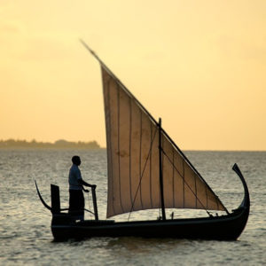 traditional-boat-dhon-maldives